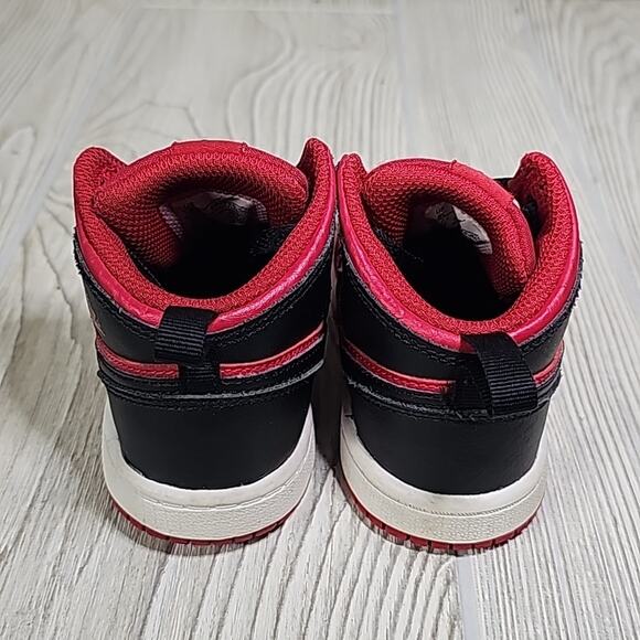 Nike Air Jordan 1 Mid Reverse Bred Sneakers Red/Black Toddler Size 8C - Picture 5 of 11